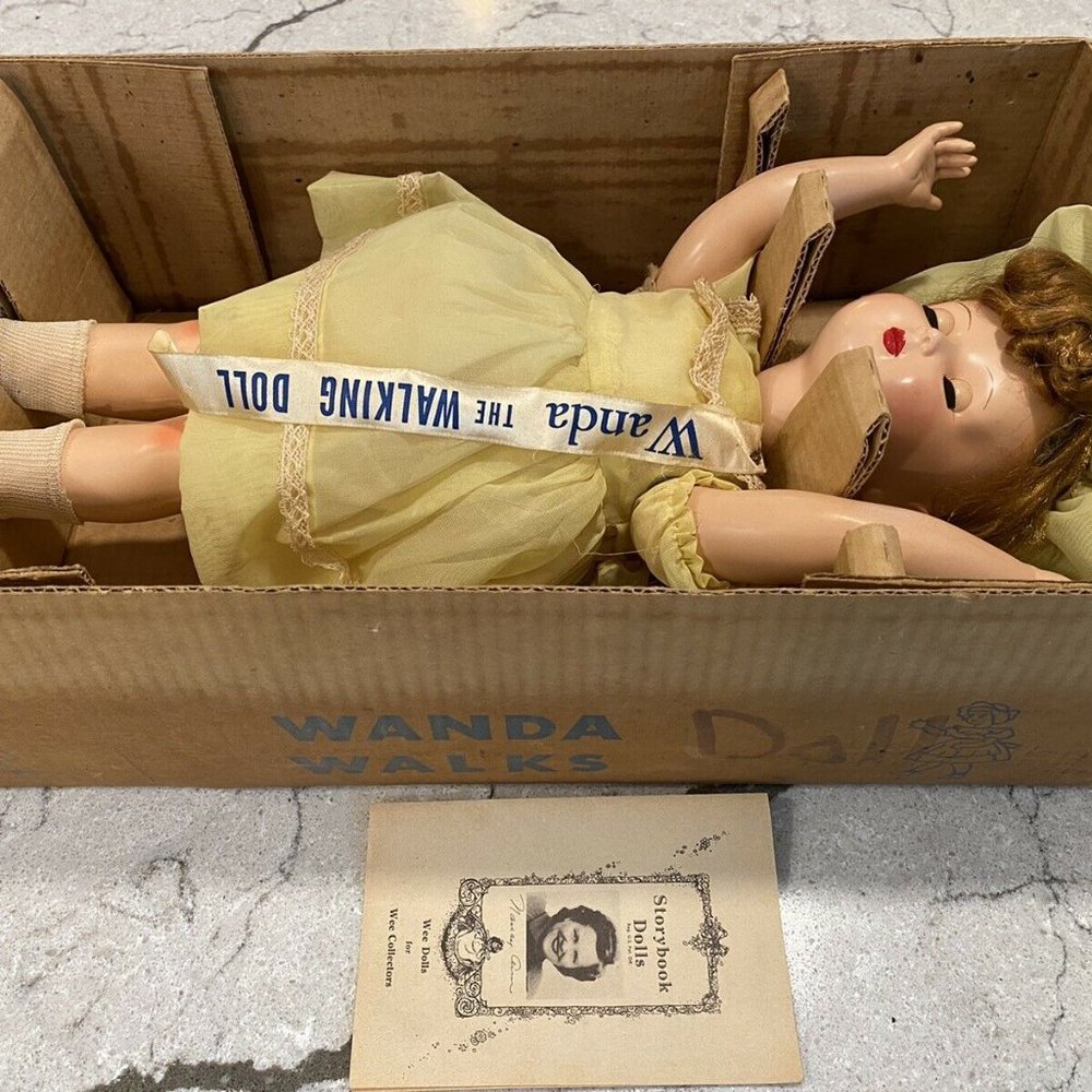 Wanda the Walking Doll - 1950's - Pristine condition in Original box - Picture 8 of 12
